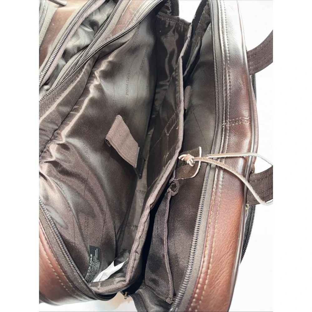 Kenneth Cole Reaction‎ Leather Rolling Briefcase Brown Zippered Laptop